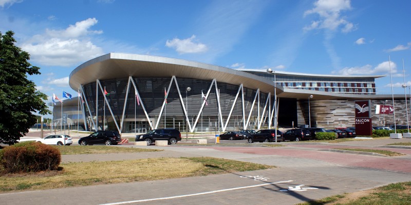 Многофункциональный комплекс